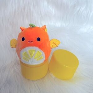 Squishmallow Capsule mystery squad glow/black light